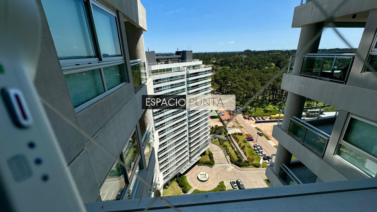 Apartamento ID.4111 - Vende hermoso depto de 2 dormitorios en Look Brava, Punta del Este