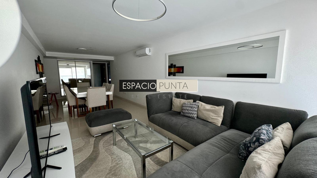 Apartamento ID.4111 - Vende hermoso depto de 2 dormitorios en Look Brava, Punta del Este
