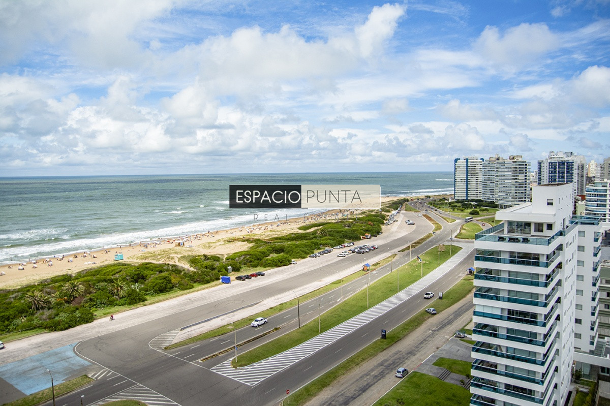 Apartamento ID.724 - Departamento con agradable vista en edificio Tiburón