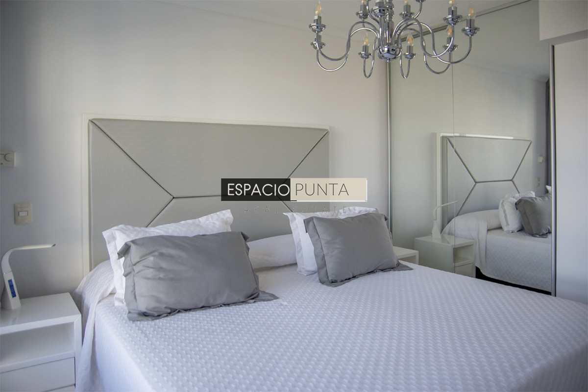 Apartamento ID.4113 -  Apartamento de 2 dormitorios en Miami Boulevard! Punta del Este