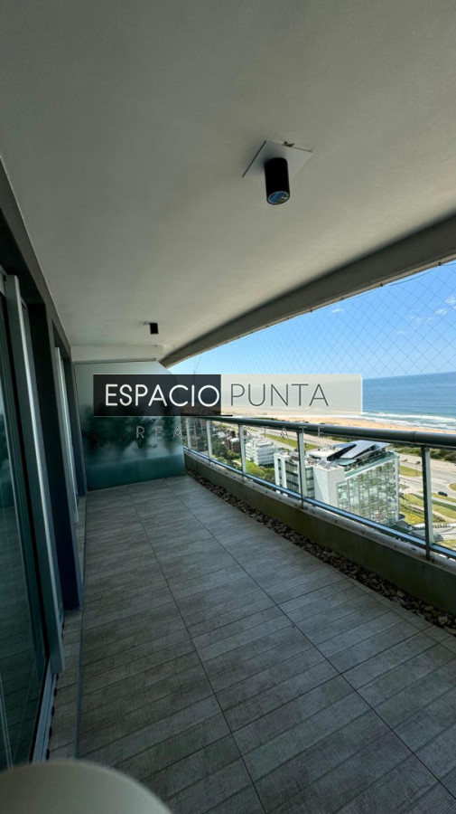 Apartamento ID.4111 - Vende hermoso depto de 2 dormitorios en Look Brava, Punta del Este