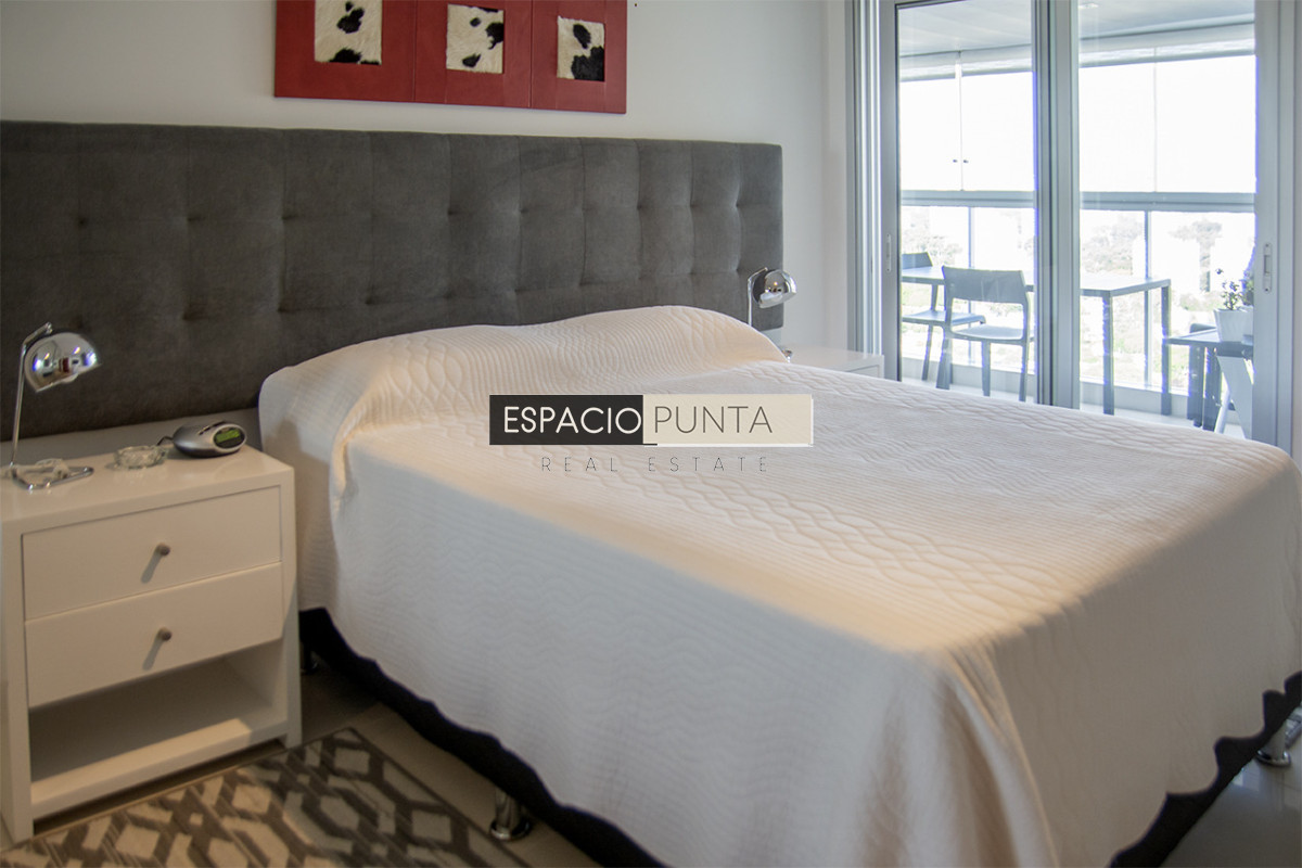 Apartamento ID.4113 -  Apartamento de 2 dormitorios en Miami Boulevard! Punta del Este