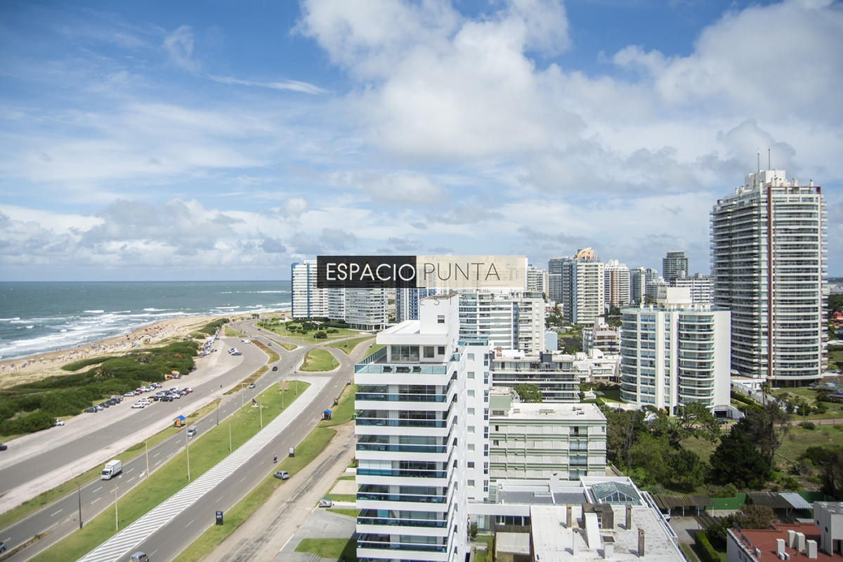 Apartamento ID.724 - Departamento con agradable vista en edificio Tiburón