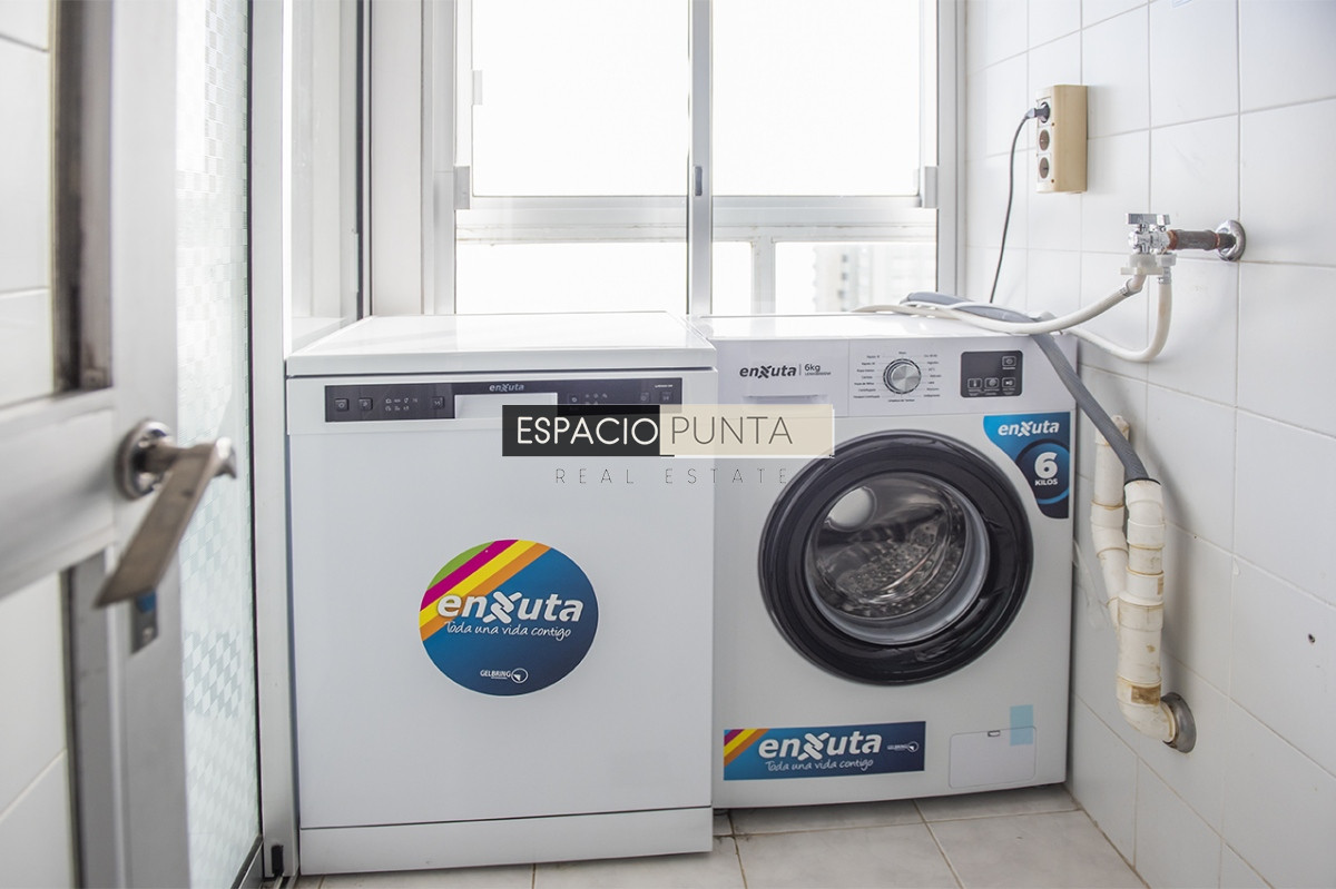 Apartamento ID.3555 - APARTAMENTO EN VENTA 2 DORMITORIOS, PLAYA MANSA