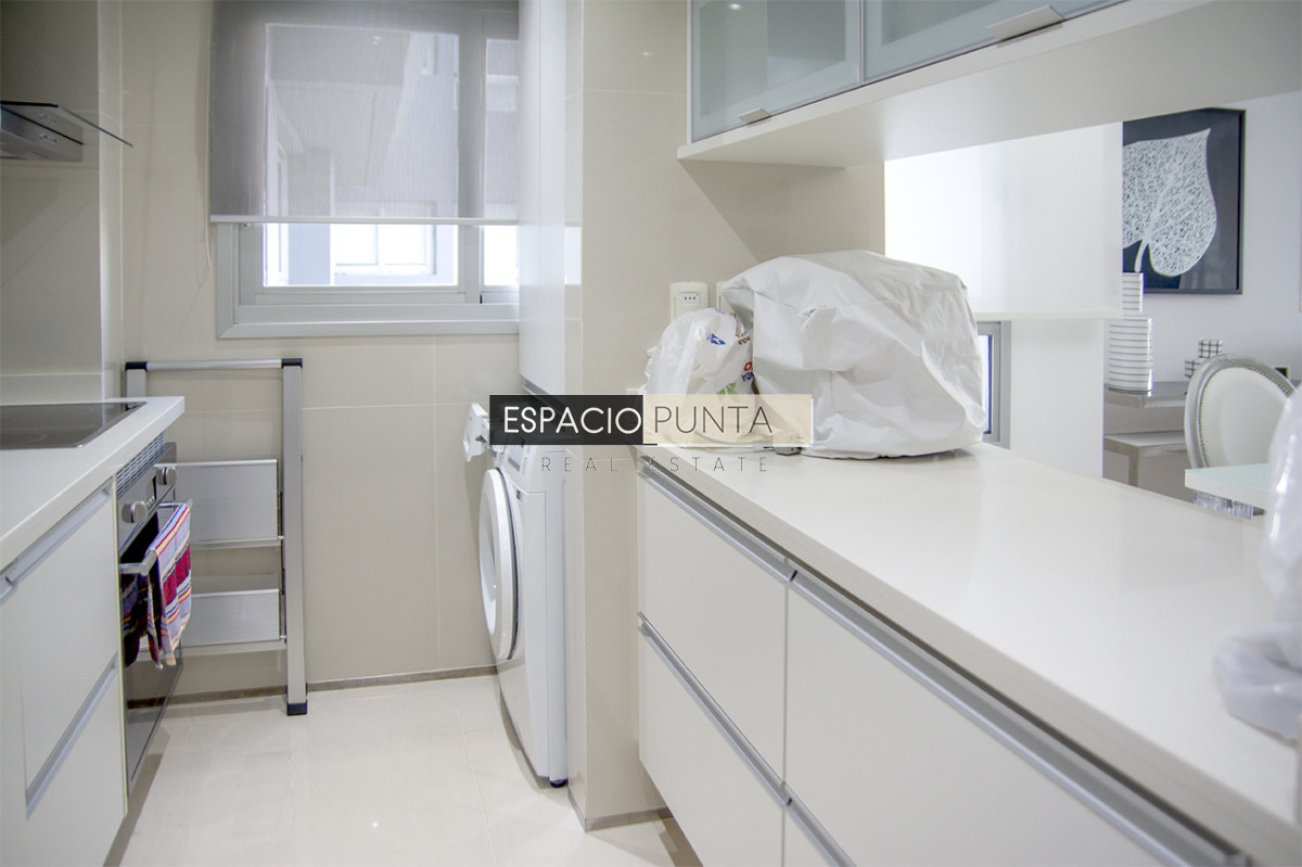 Apartamento ID.4113 -  Apartamento de 2 dormitorios en Miami Boulevard! Punta del Este