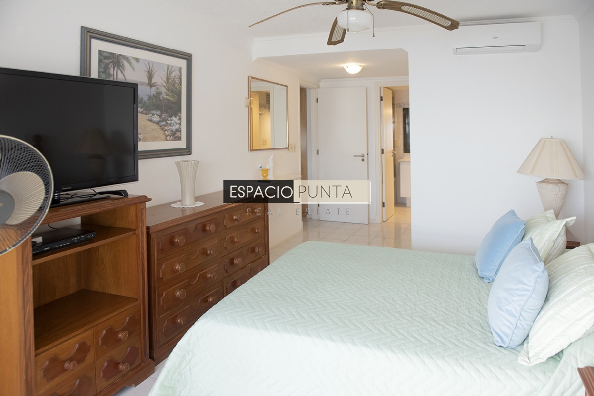 Apartamento ID.3555 - APARTAMENTO EN VENTA 2 DORMITORIOS, PLAYA MANSA