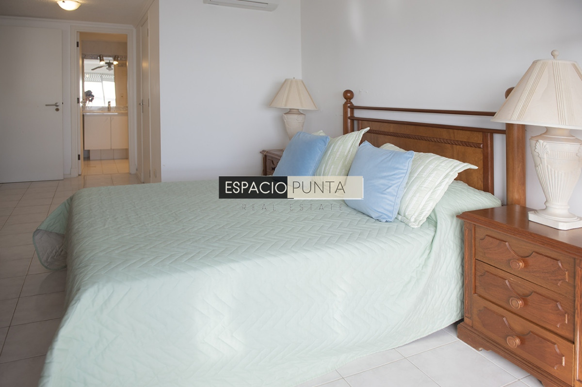 Apartamento ID.3555 - APARTAMENTO EN VENTA 2 DORMITORIOS, PLAYA MANSA