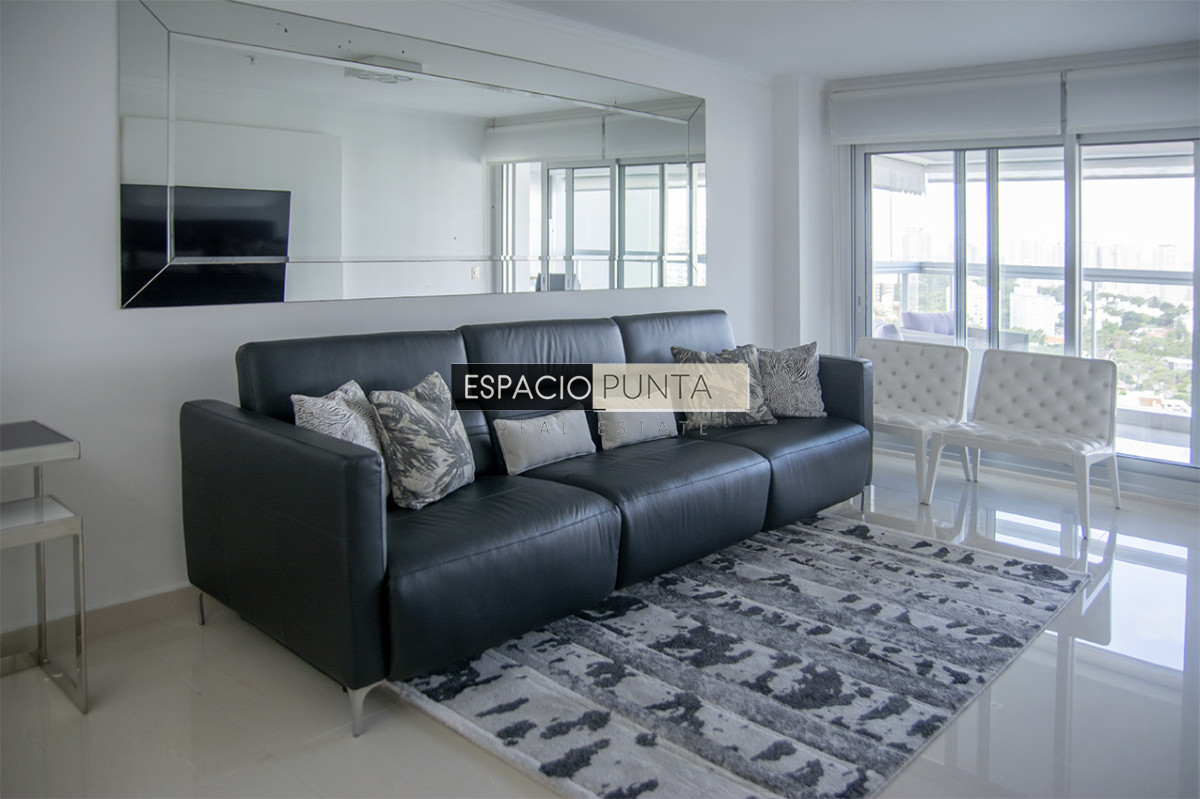 Apartamento ID.4113 -  Apartamento de 2 dormitorios en Miami Boulevard! Punta del Este