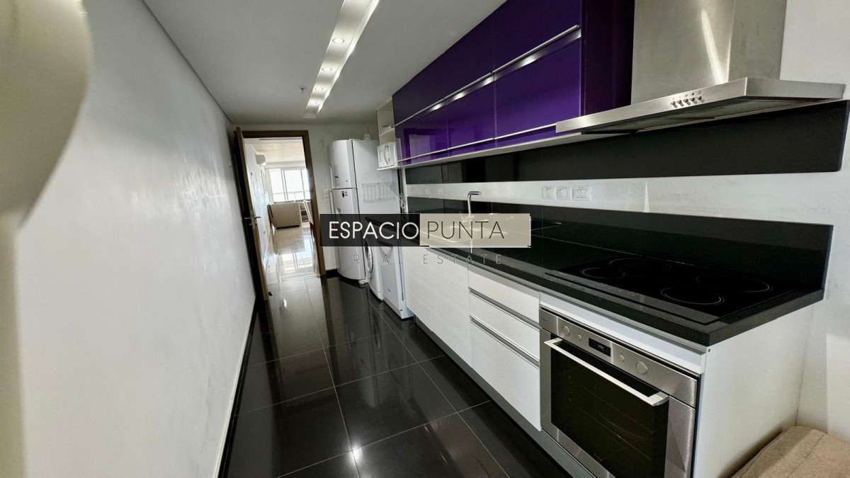 Apartamento ID.4111 - Vende hermoso depto de 2 dormitorios en Look Brava, Punta del Este