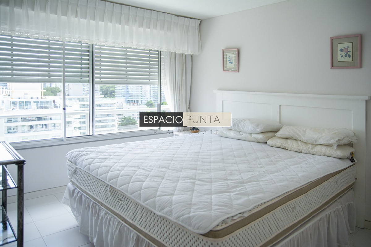 Apartamento ID.724 - Departamento con agradable vista en edificio Tiburón