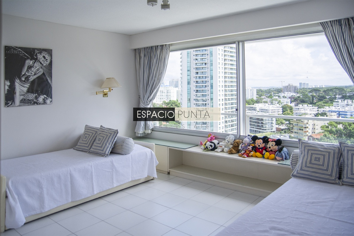 Apartamento ID.724 - Departamento con agradable vista en edificio Tiburón
