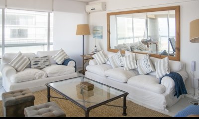 Hermoso departamento de 2 dormitorios en venta en Peninsula.