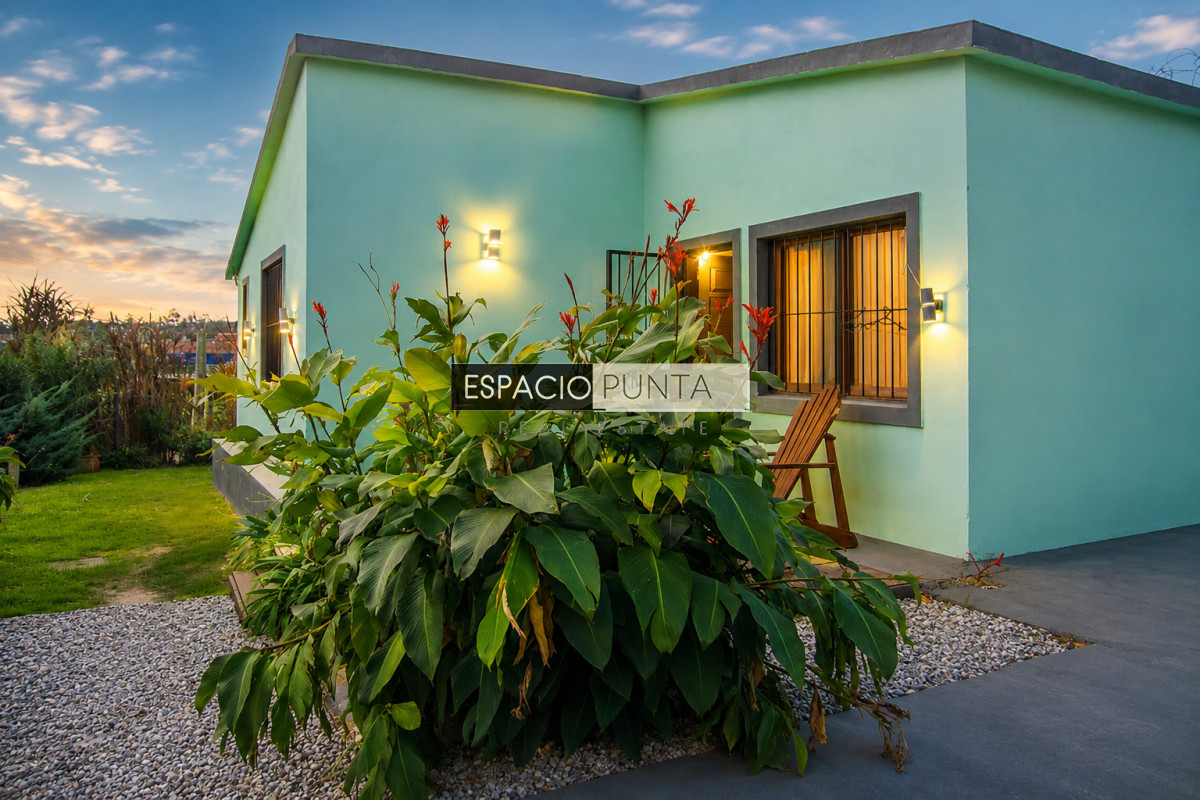 Casa ID.4751 - En venta casa de 4 dormitorios en Barrio 4 H en Maldonado, con barbacoa y piscina