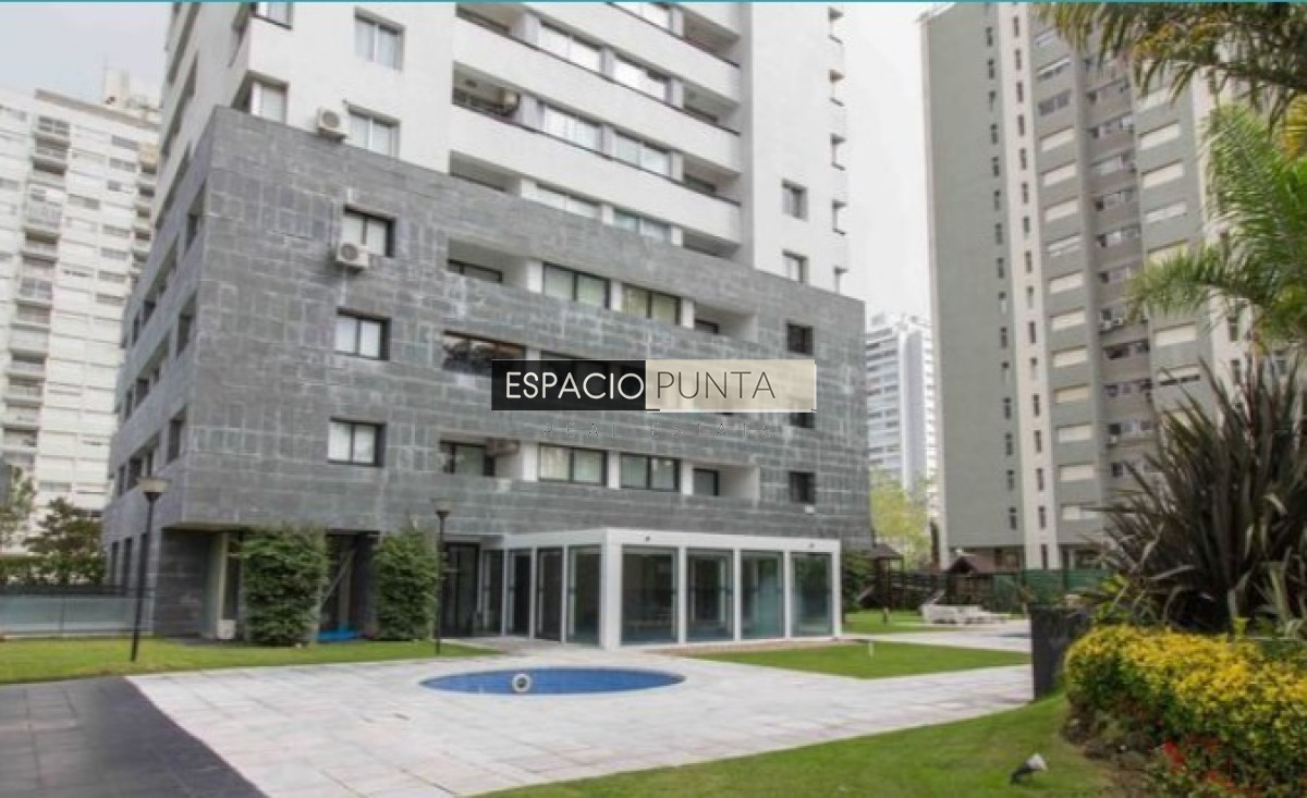 Apartamento ID.3665 - Vende apto de 2 dormitorios con vista al mar en Punta del este