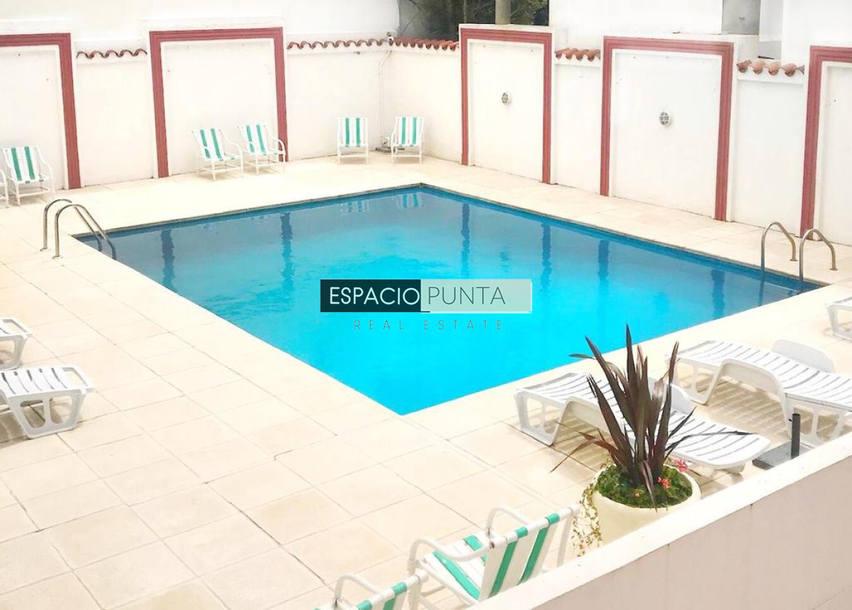 Apartamento ID.4345 - Apartamento en venta en Peninsula, Punta del Este de  2 dormitorios 