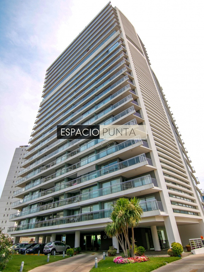 Apartamento ID.4127 - Departamento de 2 dormitorios en venta a ametros del mar
