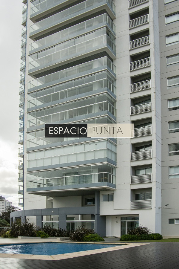 Apartamento ID.4113 -  Apartamento de 2 dormitorios en Miami Boulevard! Punta del Este