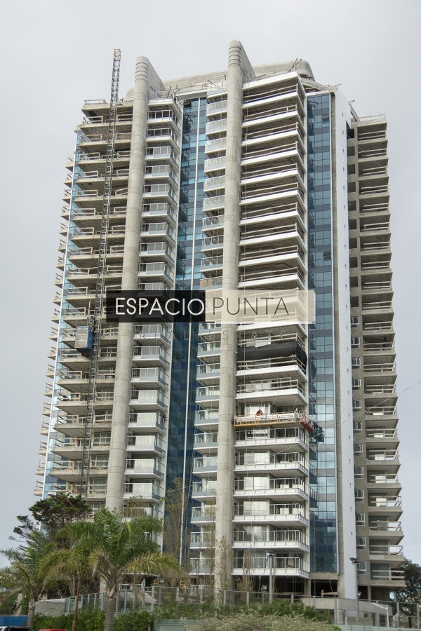 Apartamento ID.4113 -  Apartamento de 2 dormitorios en Miami Boulevard! Punta del Este