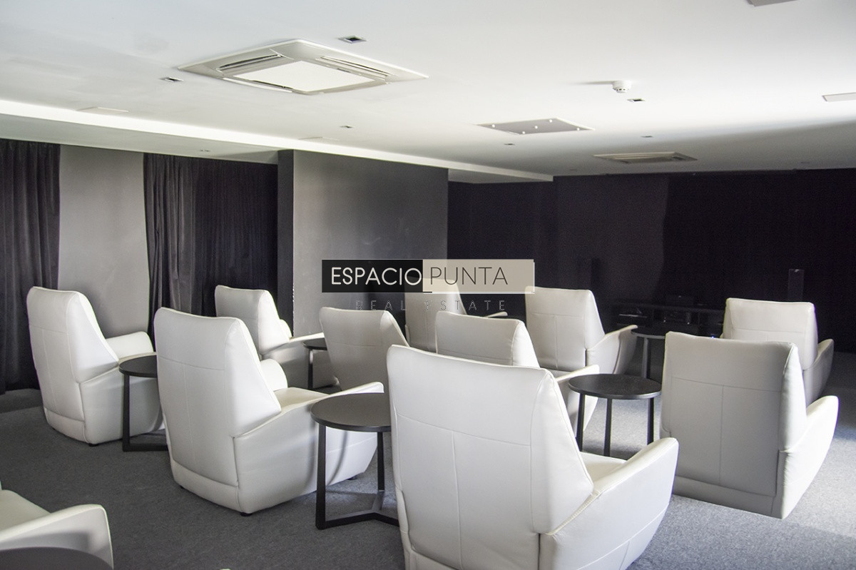 Apartamento ID.4113 -  Apartamento de 2 dormitorios en Miami Boulevard! Punta del Este