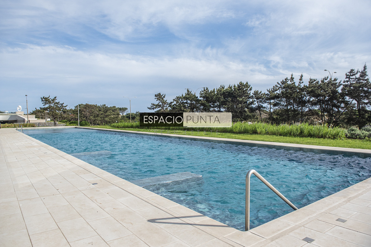 Apartamento ID.3487 - Gran oportunidad, departamento frente al mar con vista a la bahia en venta. Torre Venetian.