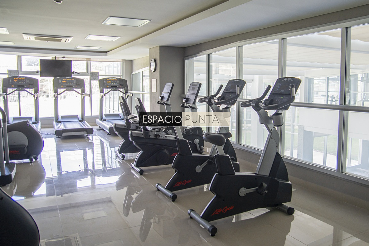 Apartamento ID.4113 -  Apartamento de 2 dormitorios en Miami Boulevard! Punta del Este