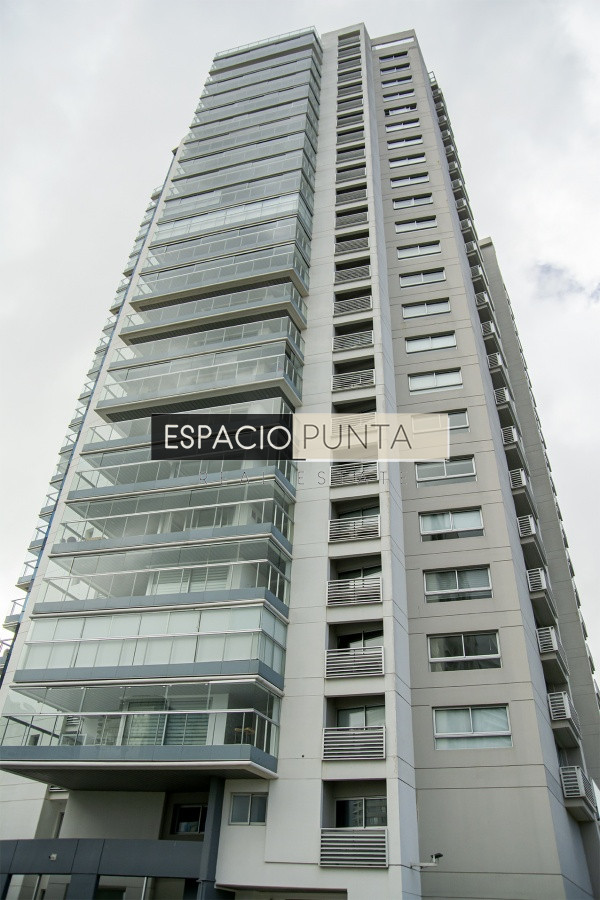 Apartamento ID.4113 -  Apartamento de 2 dormitorios en Miami Boulevard! Punta del Este