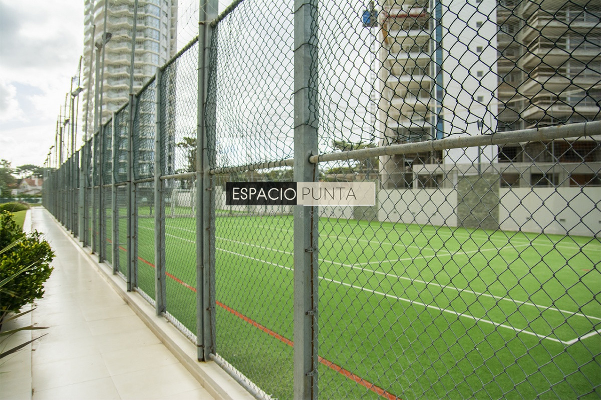 Apartamento ID.4113 -  Apartamento de 2 dormitorios en Miami Boulevard! Punta del Este