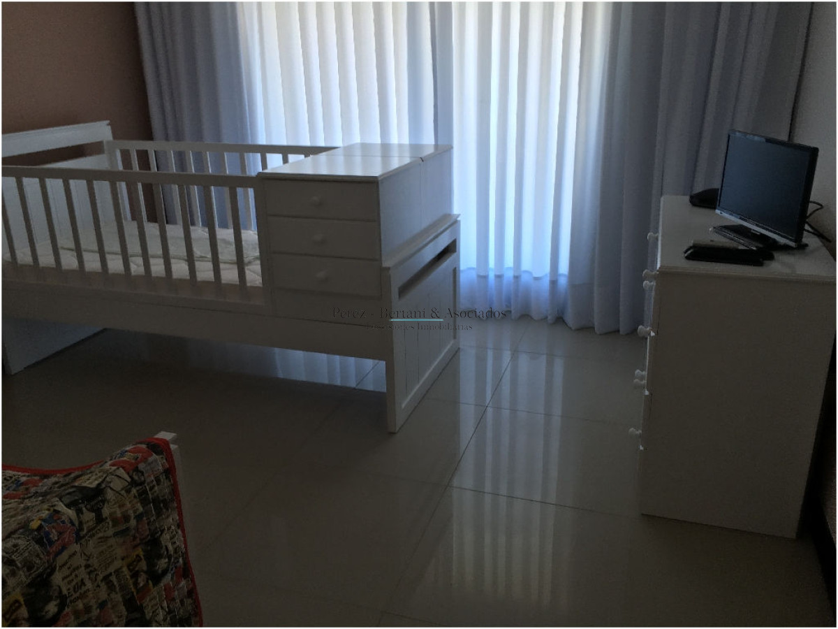 Apartamento ID.1174 - Espectacular Departamento en venta frente a Playa Brava, Torre Lobos