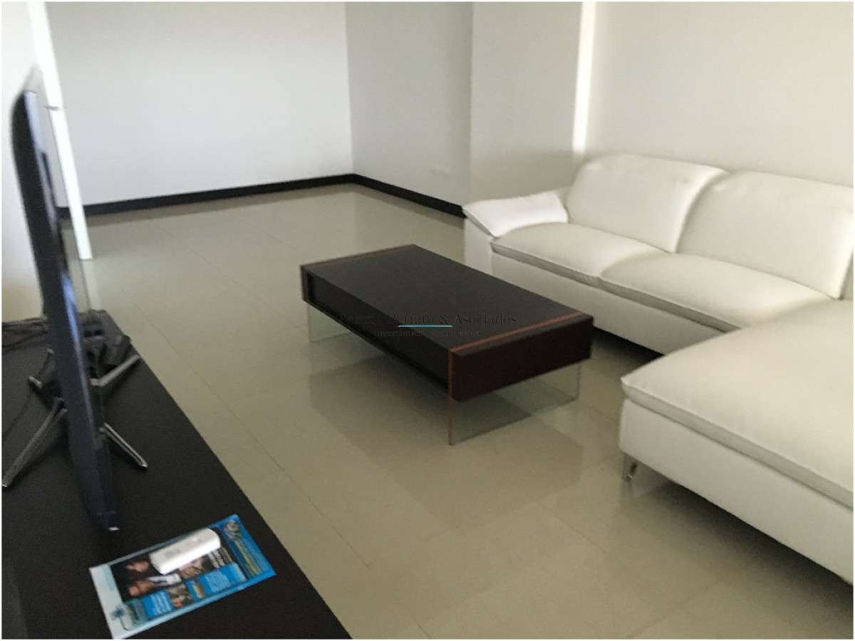 Apartamento ID.1174 - Espectacular Departamento en venta frente a Playa Brava, Torre Lobos