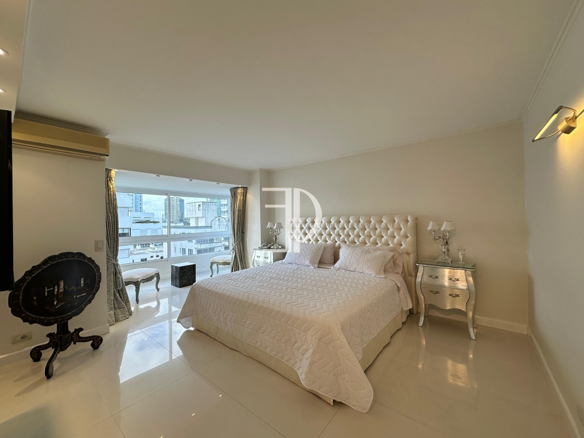 Apartamento ID.1012 - Departamento en venta, 3 dormitorios.     Playa Mansa