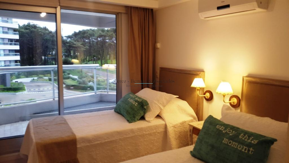 Apartamento ID.835 - Exclusivo departamento de 2 dormitorios con excelente vista.