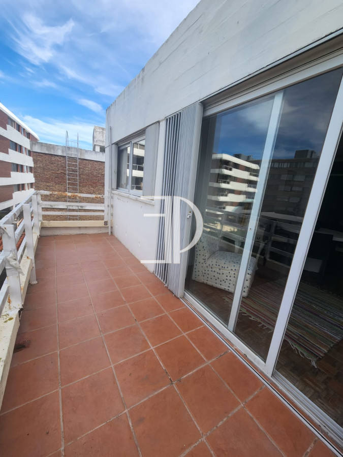 Apartamento ID.285 - Apartamento en venta de 2 dormitorios en Punta Del Este 