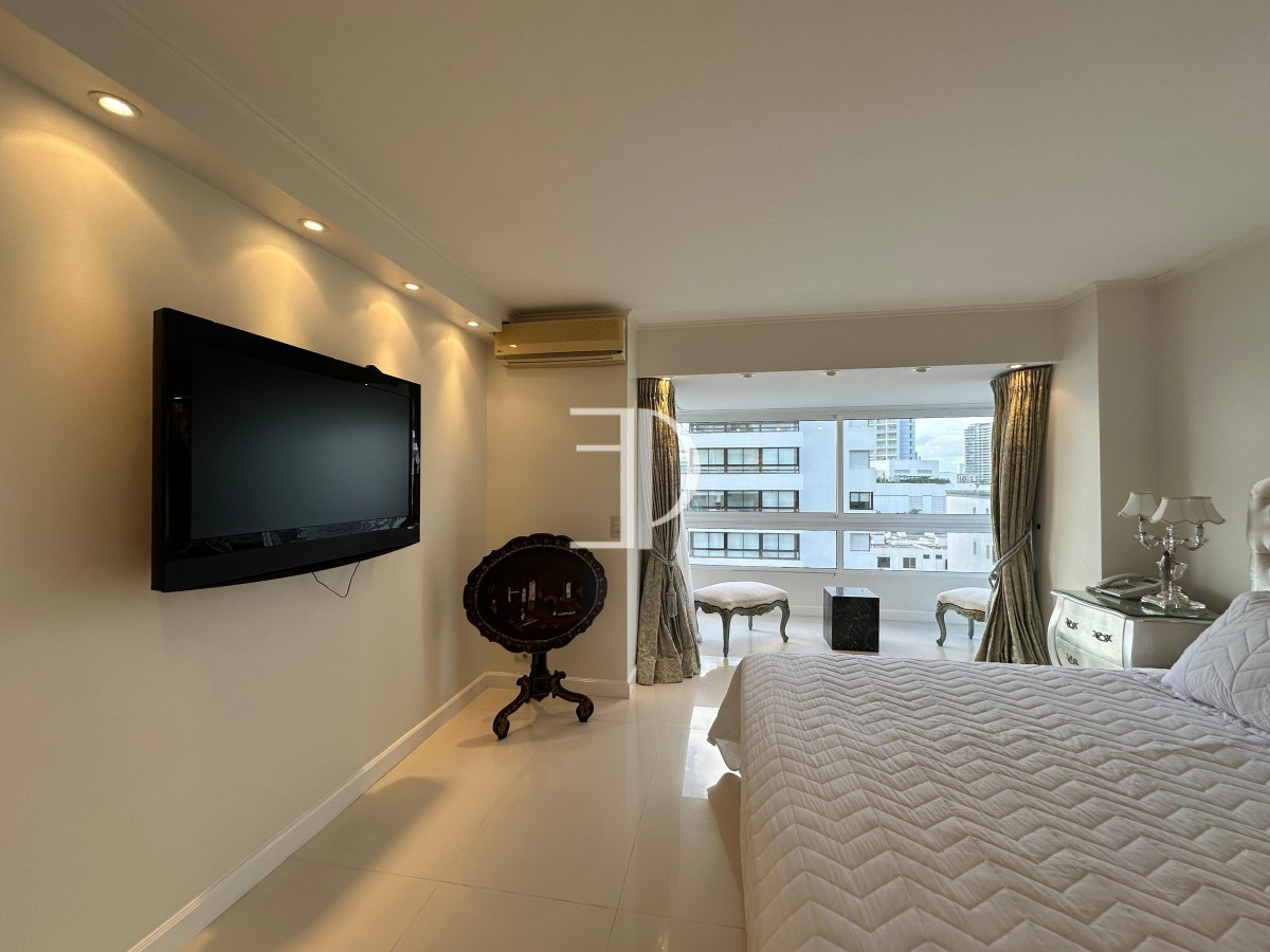 Apartamento ID.1012 - Departamento en venta, 3 dormitorios.     Playa Mansa