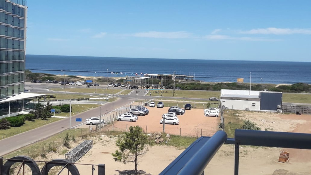 Apartamento ID.835 - Exclusivo departamento de 2 dormitorios con excelente vista.