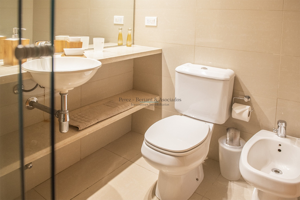 Apartamento ID.944 - Hermoso Departamento en venta frente a Playa Brava, 3 dorm + dep. Marigot Brava