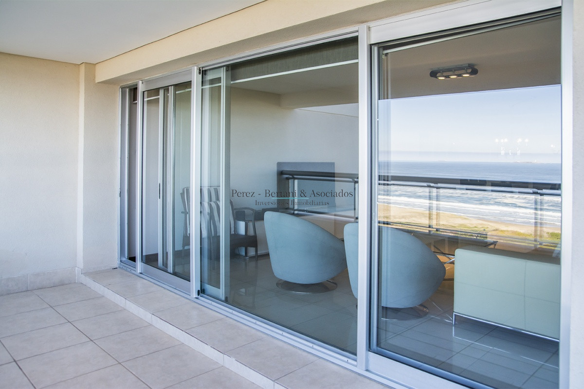 Apartamento ID.1177 - Departamento en Torre Lobos en venta, unidad de 3 dormitorios con vista al mar, Punta del Este 