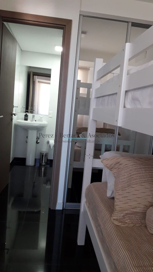 Apartamento ID.835 - Exclusivo departamento de 2 dormitorios con excelente vista.