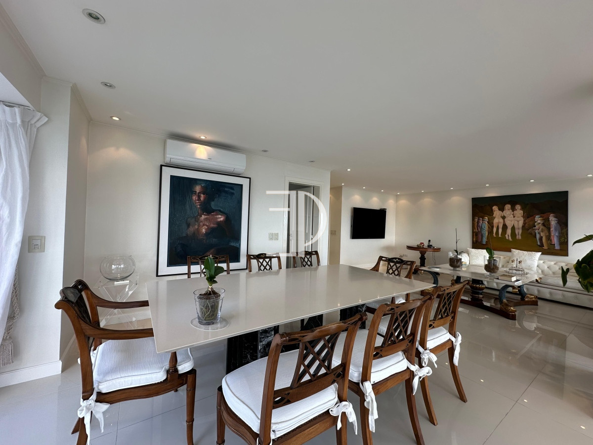 Apartamento ID.1012 - Departamento en venta, 3 dormitorios.     Playa Mansa