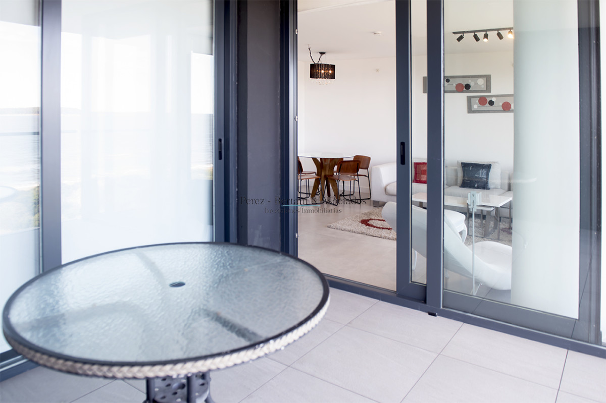 Apartamento ID.990 - Gran oportunidad, departamento frente al mar con vista a la bahia en venta. Torre Venetian.