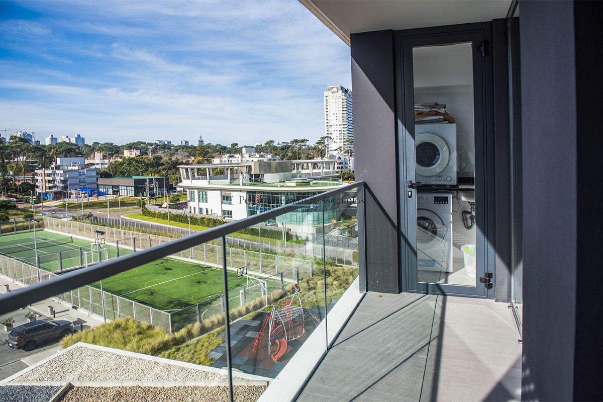 Apartamento ID.990 - Gran oportunidad, departamento frente al mar con vista a la bahia en venta. Torre Venetian.