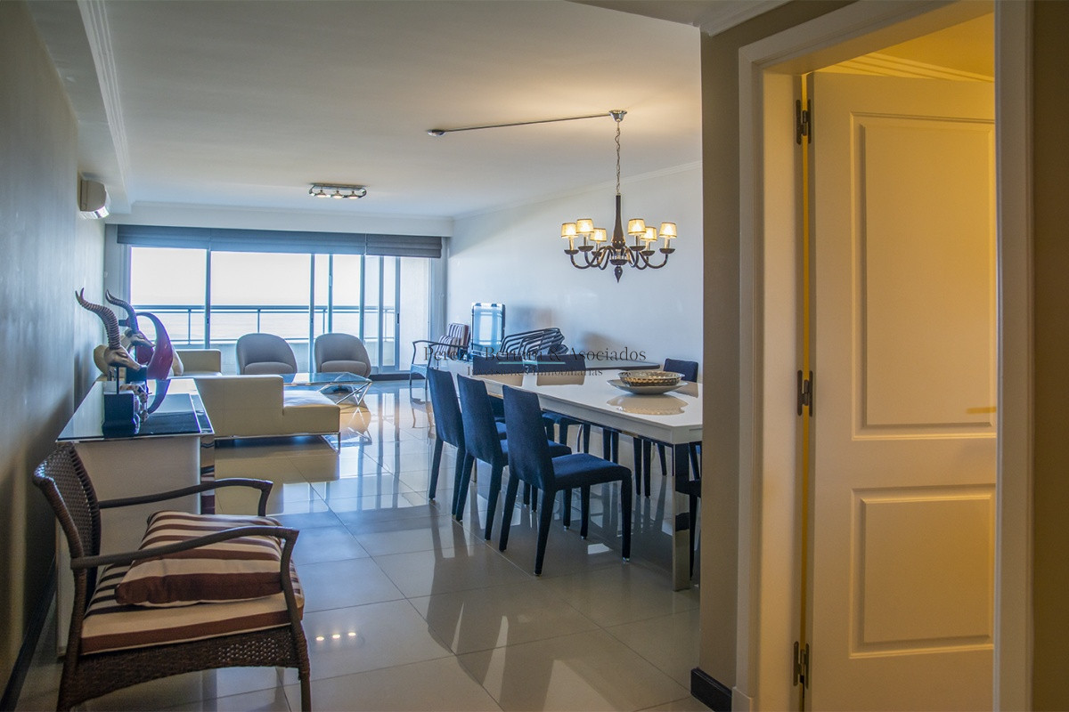 Apartamento ID.1177 - Departamento en Torre Lobos en venta, unidad de 3 dormitorios con vista al mar, Punta del Este 