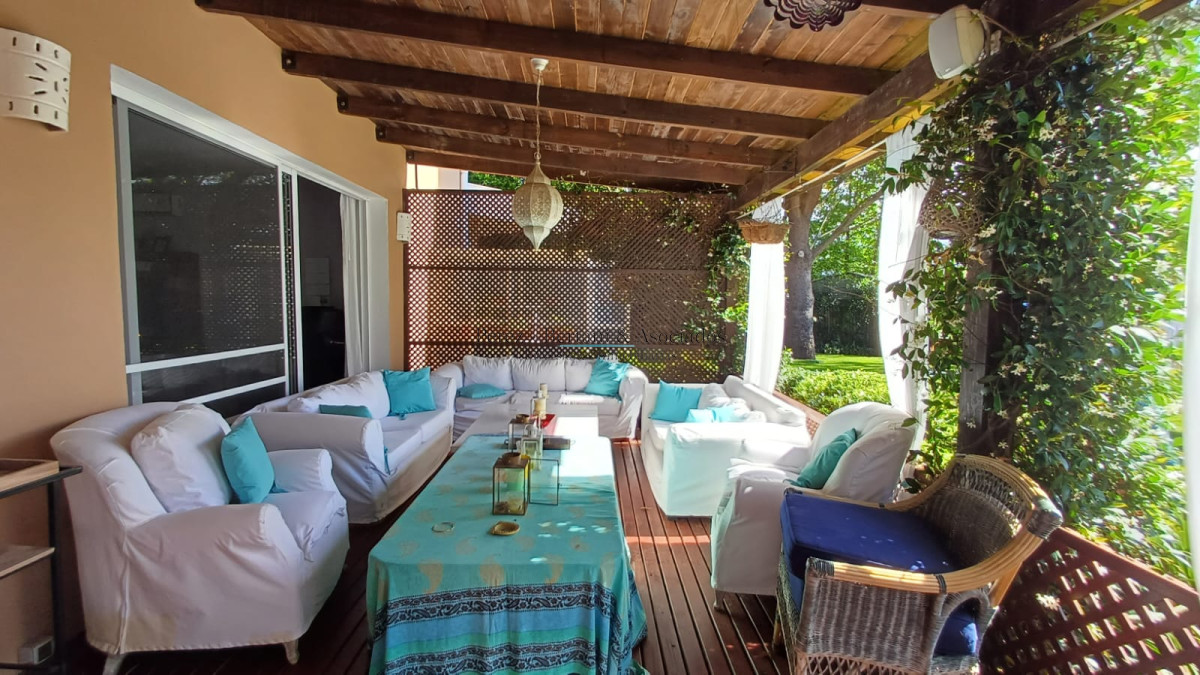Casa ID.382 - Casa en vente en Alborada , Punta del este , Barrio privado