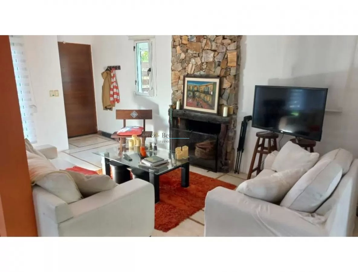 Casa ID.1195 - Venta Casa 3 dormitorios y piscina en a 100 mts de la playa en Balneario Buenos Aires