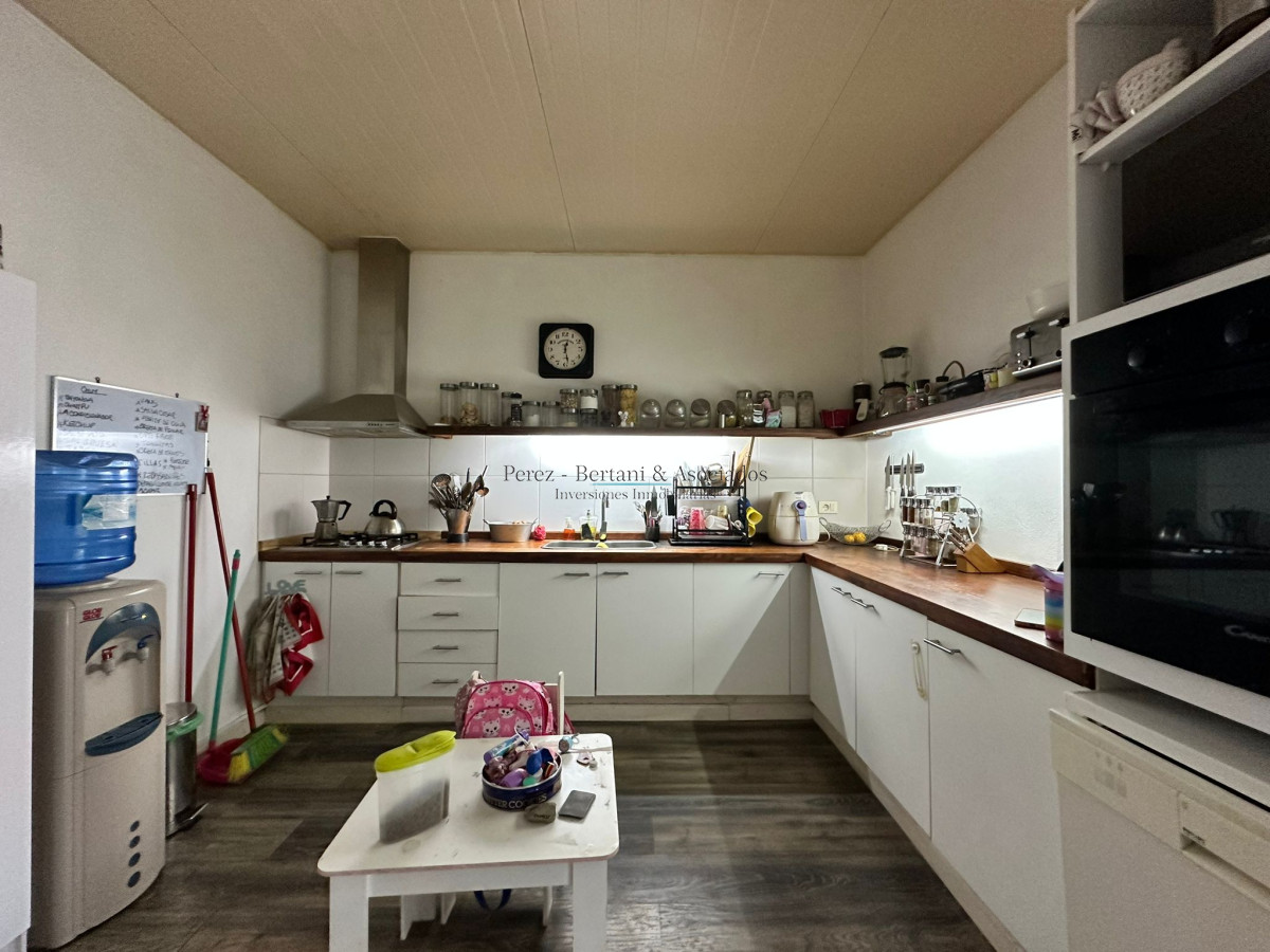 Casa ID.1084 - Vende casa muy linda en Pinares , Punta del Este 