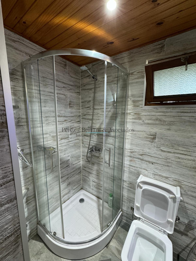 Casa ID.713 - Vende casa de 3 dormitorios en Pinares, Punta del Este 