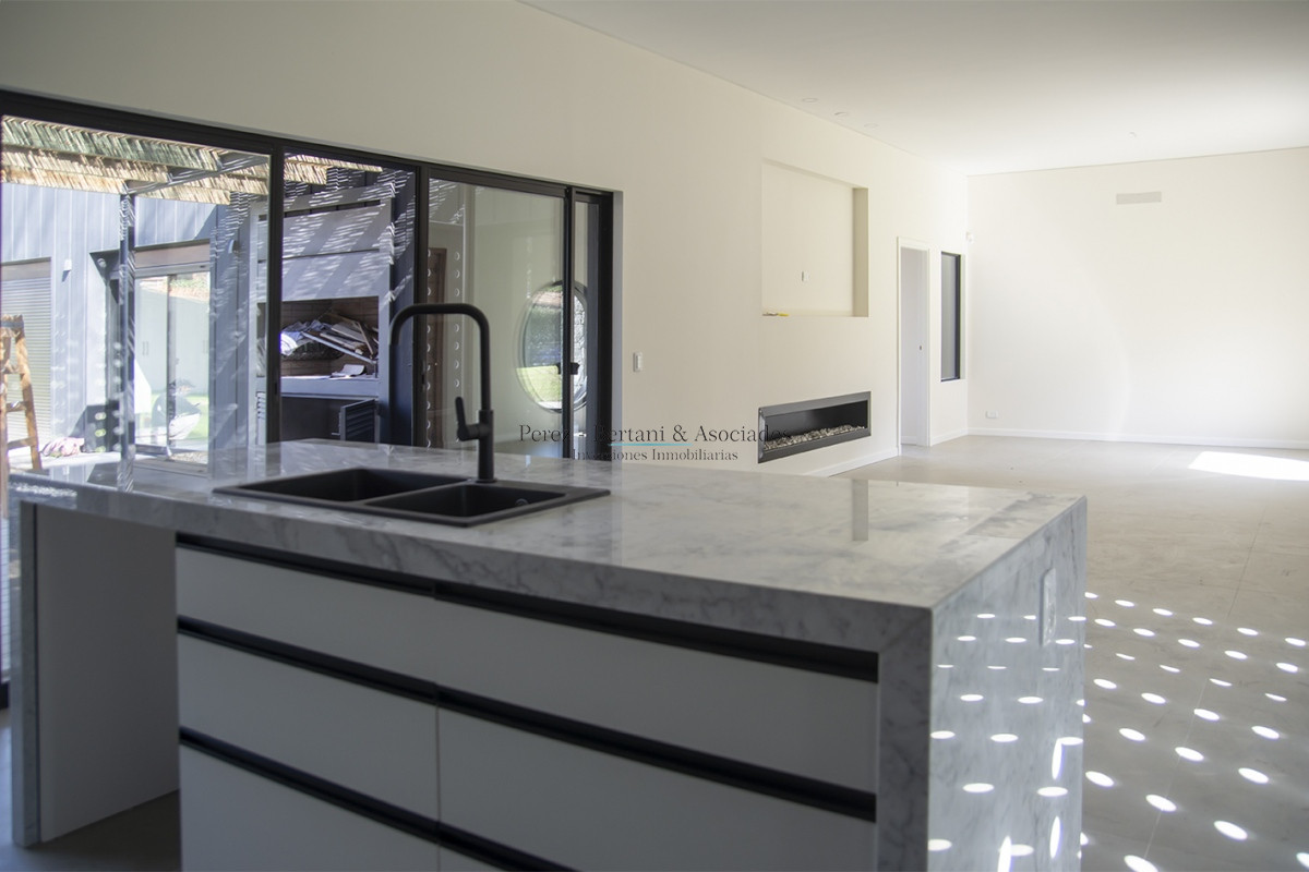 Casa ID.1279 - Chalet en el Golf de 4 dormitorios en venta a estrenar 