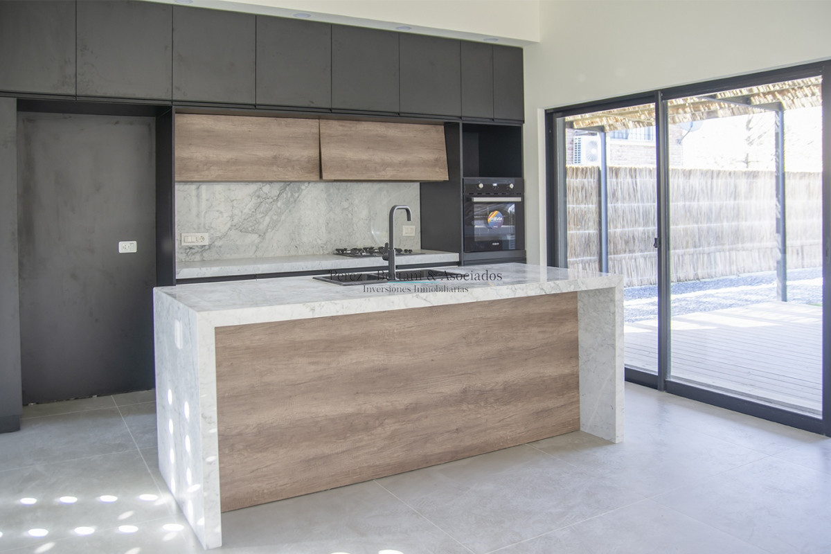 Casa ID.1279 - Chalet en el Golf de 4 dormitorios en venta a estrenar 