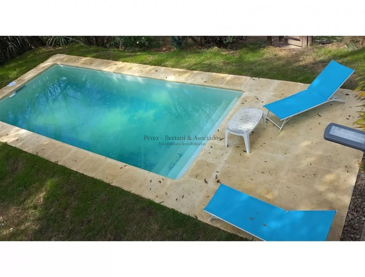 Casa ID.1195 - Venta Casa 3 dormitorios y piscina en a 100 mts de la playa en Balneario Buenos Aires