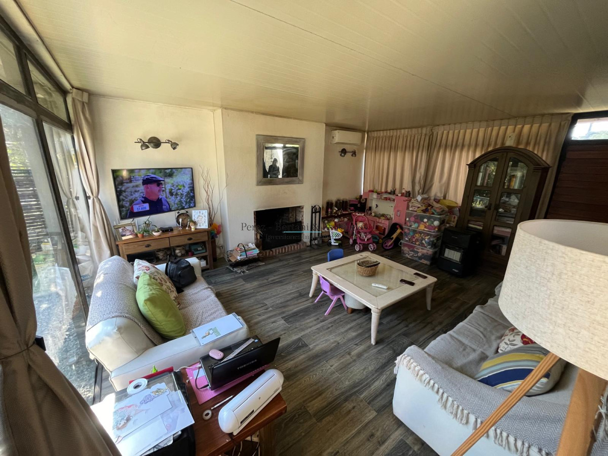 Casa ID.1084 - Vende casa muy linda en Pinares , Punta del Este 