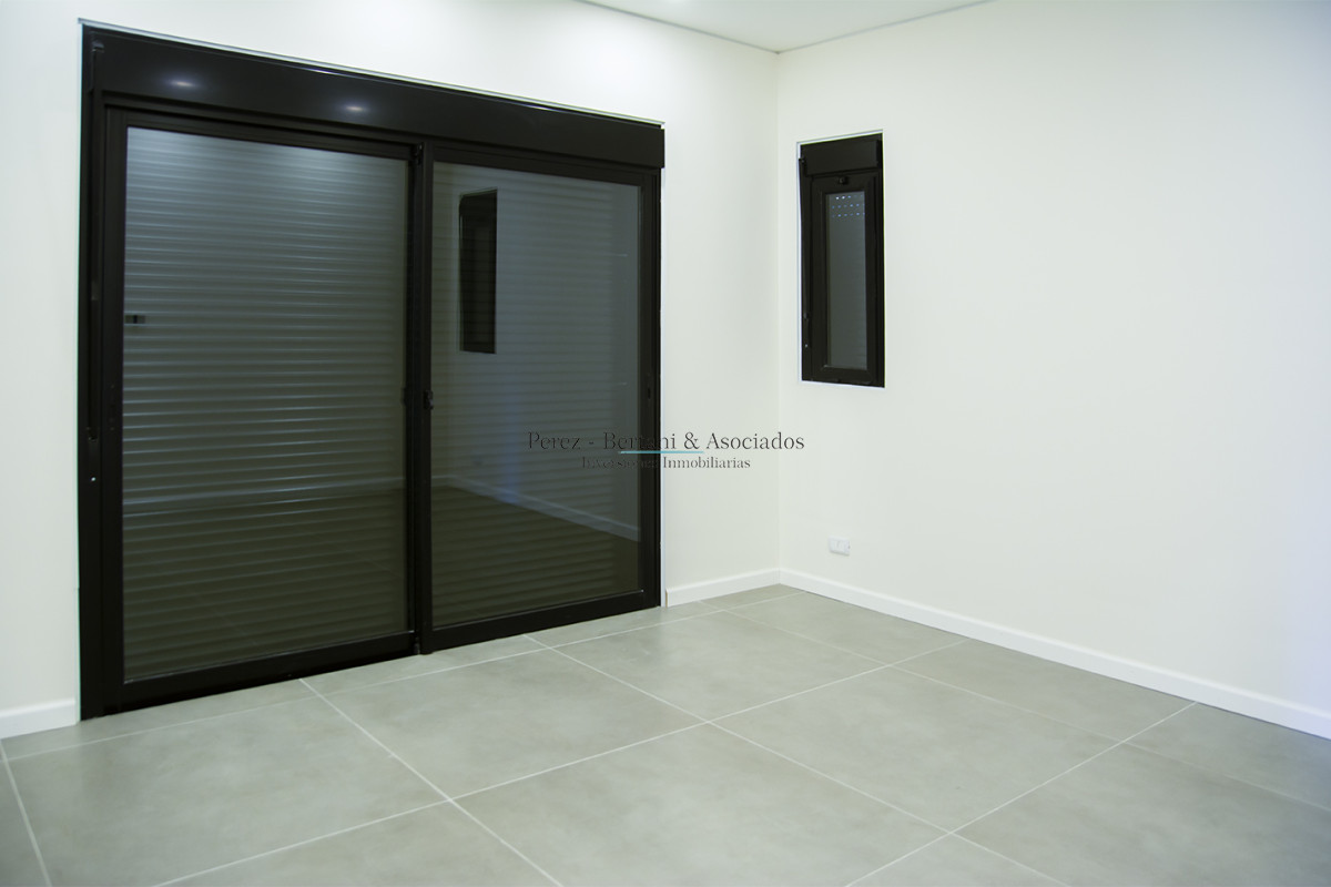 Casa ID.1279 - Chalet en el Golf de 4 dormitorios en venta a estrenar 